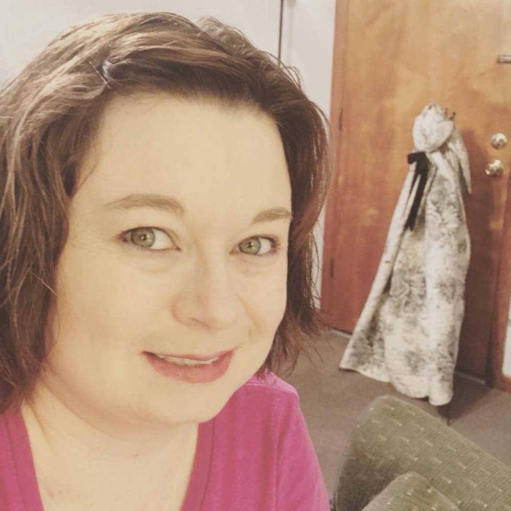 Meet your Posher, Bobbi